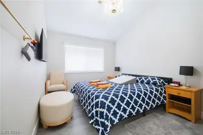 6356 West Viking Road Bedroom