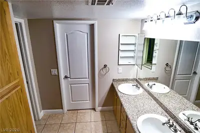 5055 West Hacienda Avenue 2017 Bathroom
