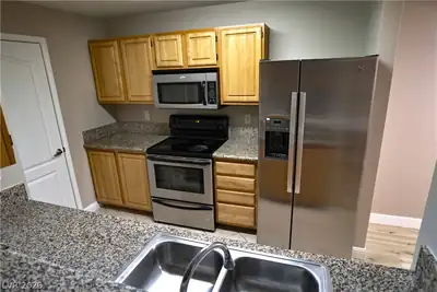 5055 West Hacienda Avenue 2017 Kitchen