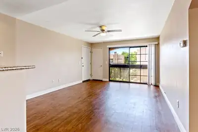 5154 South Jones Boulevard 203 Living Room