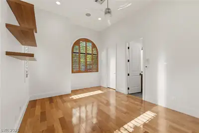 10997 Tranquil Waters Court Bedroom