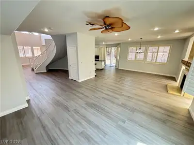 8207 Vista Colorado Street Living Room