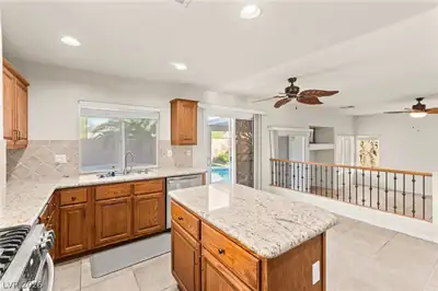 11026 Ladyburn Court Kitchen