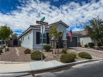 9445 Doe Mountain Court, Las Vegas