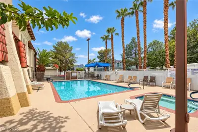 4951 Schumann Drive, Las Vegas, NV 89146 Pool