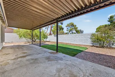 6992 Quarry Drive Patio