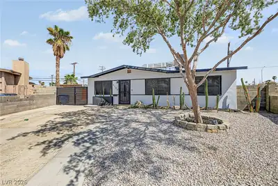 6100 Preston Circle, Las Vegas, NV 89107 