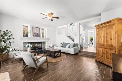 8213 Fawn Heather Court Living Room