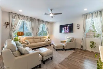 10583 Valletta Avenue Living Room