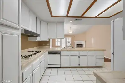4319 Cherrystone Court, Las Vegas, NV 89121 Kitchen