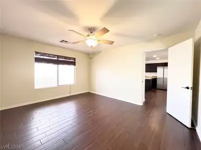 10996 Crispinio Street Dining Area