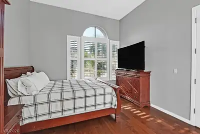 2077 Jupiter Hills Lane Bedroom