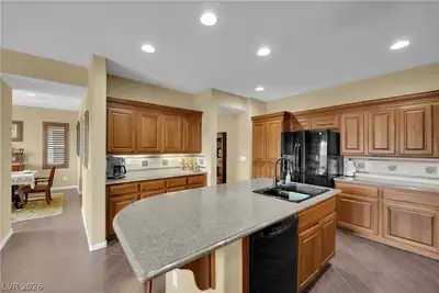 3163 Varenna Ridge Avenue Kitchen