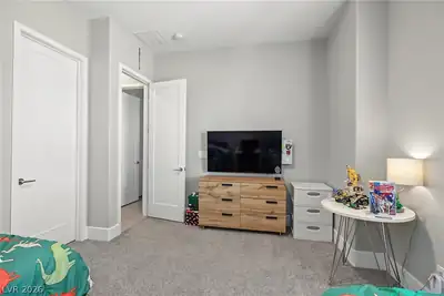 6273 Lautman Ridge Court Bedroom