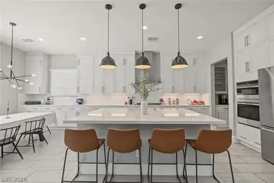 6273 Lautman Ridge Court Kitchen