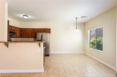 10563 GOLD SHADOW Avenue Dining Area
