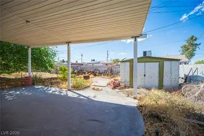 113 South Major Avenue Patio