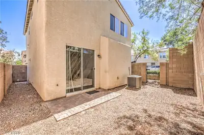 8388 Lower Trailhead Avenue, Las Vegas, NV 89113 Yard