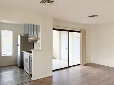 4813 Nara Vista Way 101 Living Room