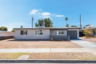 2320 East Oakey Boulevard Las Vegas, NV 89104