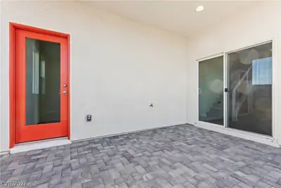 8629 Ensworth Street 103 Patio