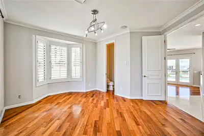 3137 Beach View Court Bedroom