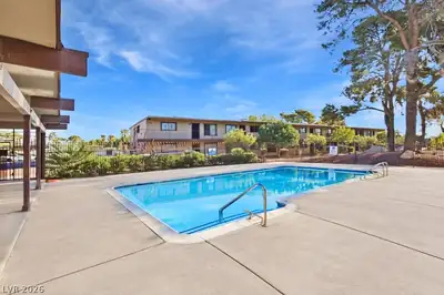 3726 Hazelwood Street 14 Pool