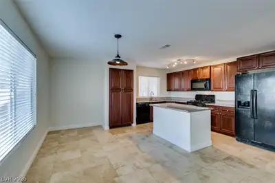 9824 Via Delores Avenue Kitchen
