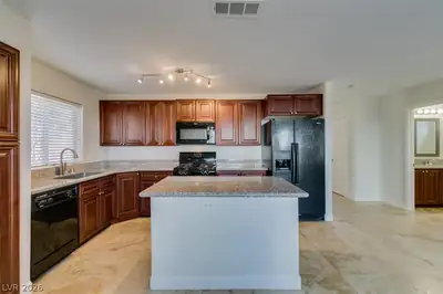 9824 Via Delores Avenue Kitchen