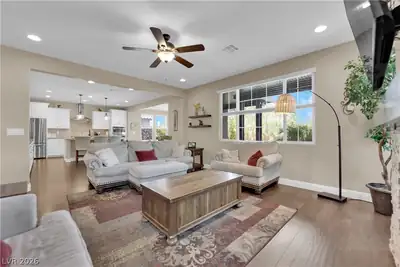 11018 Winter Rise Street Living Room
