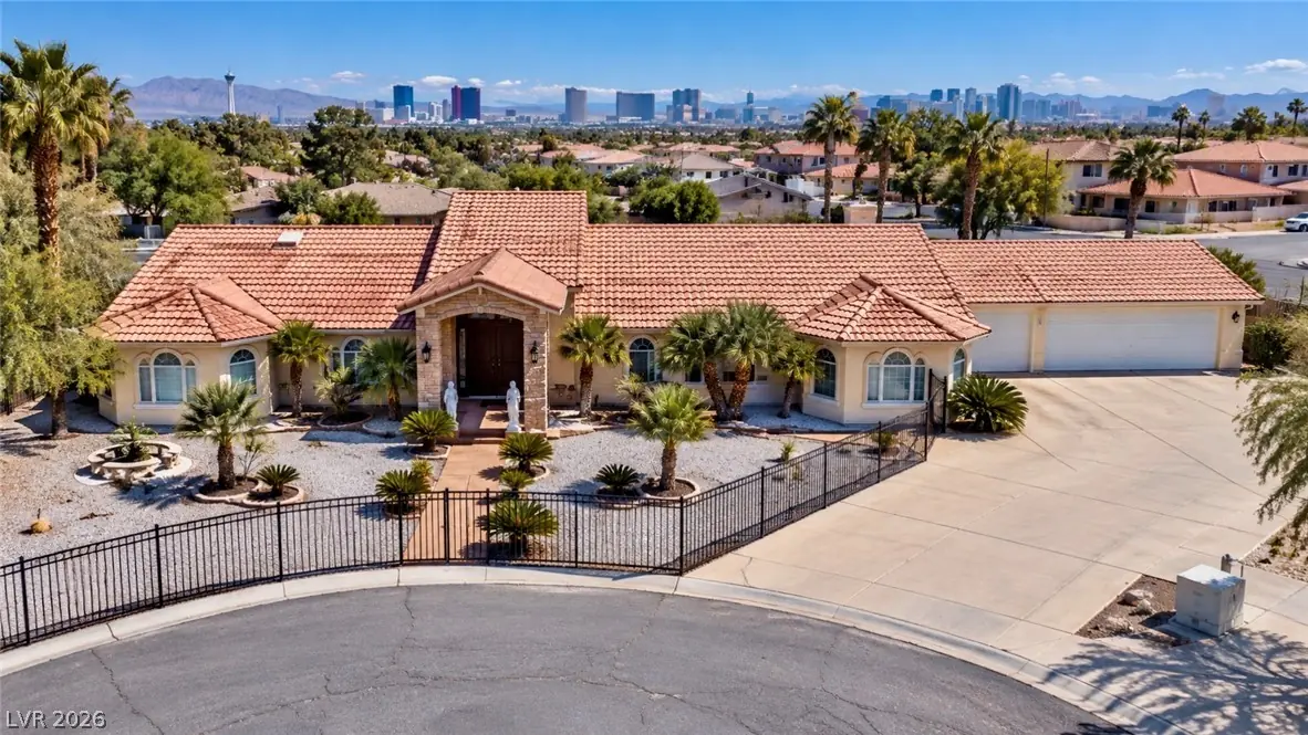 3272 Crystal Palm Court