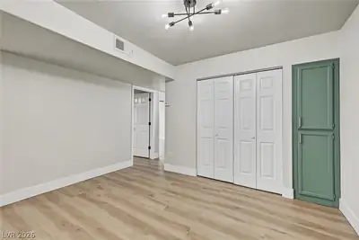 2725 South Nellis Boulevard 1017, Las Vegas, NV 89121 