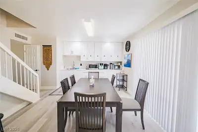 7220 Mountain Moss Drive Dining Area