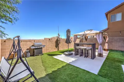 4740 Trailhead Mesa Street Yard