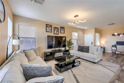 4740 Trailhead Mesa Street Living Room