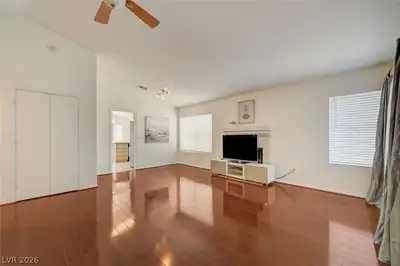 6553 Wild River Drive Living Room