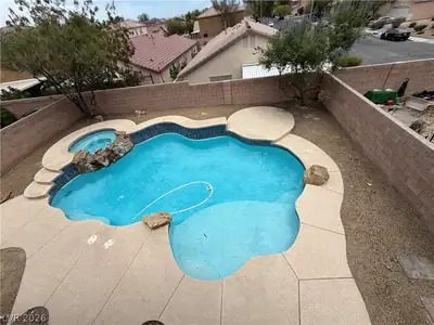 6420 CASAMAR Street - Pool