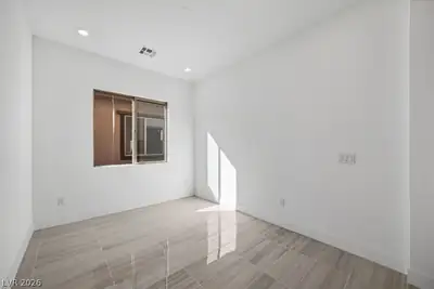 374 Tigullio Avenue Bedroom