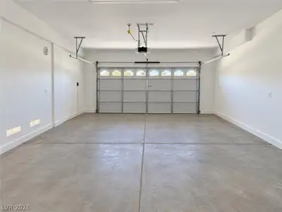 3979 Spanish Barb Street Garage