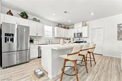 10933 Cilantro Avenue Kitchen