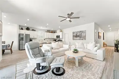 10933 Cilantro Avenue Living Room
