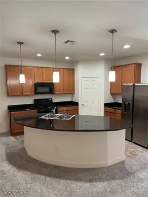10581 Griffin Avenue Kitchen