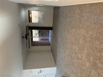 10581 Griffin Avenue Living Room