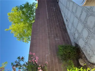 10581 Griffin Avenue Patio