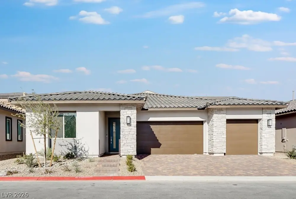 370 Tigullio Avenue