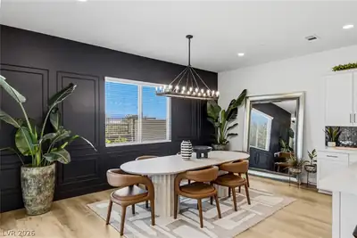 767 Glowing Horizon Street Dining Area