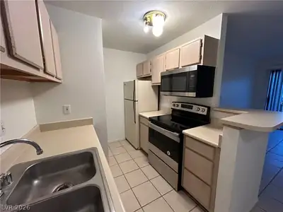 5111 Lindell Road 103 Kitchen