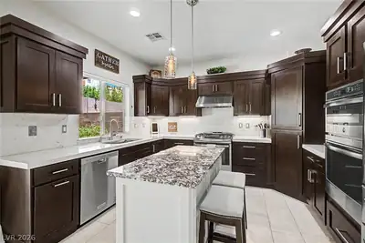 2025 Shining Feather Lane Kitchen