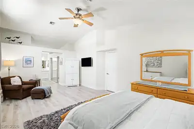2025 Shining Feather Lane Primary Bedroom