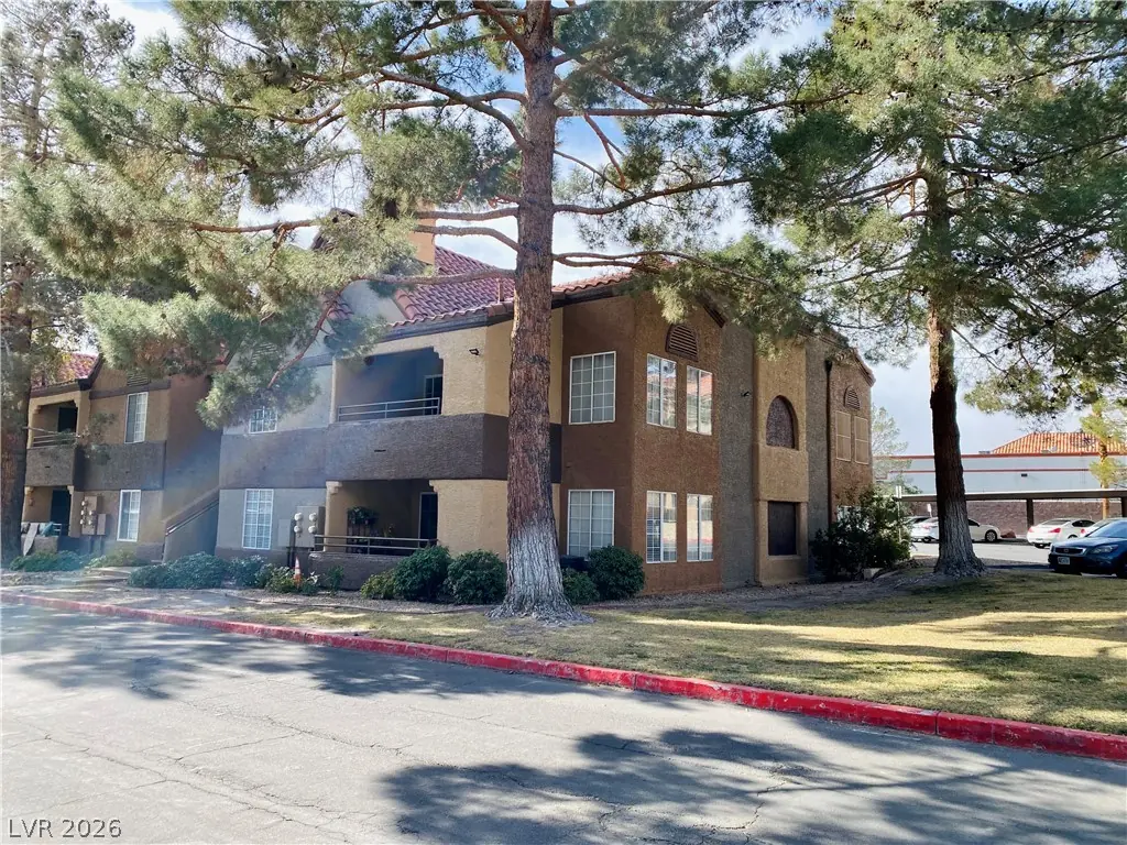 2200 South Fort Apache Road 1106